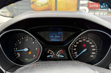 Універсал Ford Focus 2013 в 