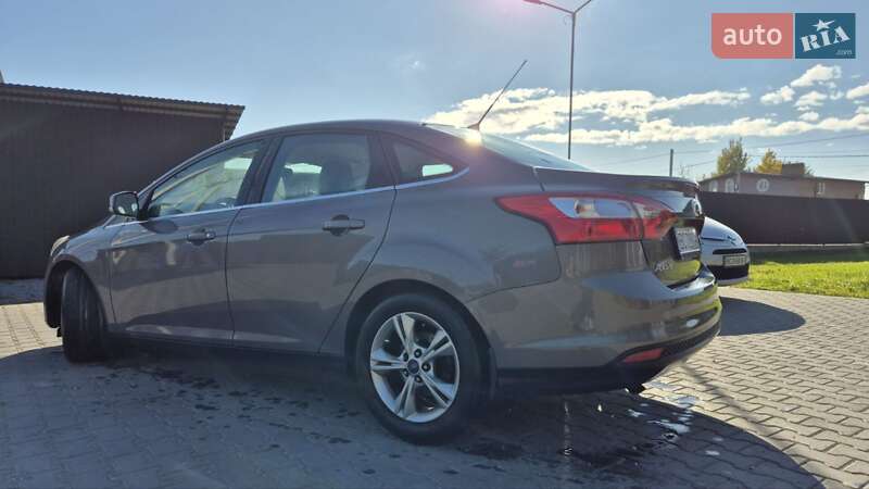 Седан Ford Focus 2013 в Львові фото 6 Седан Ford Focus 2013 в Львові