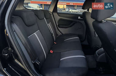Универсал Ford Focus 2010 в 