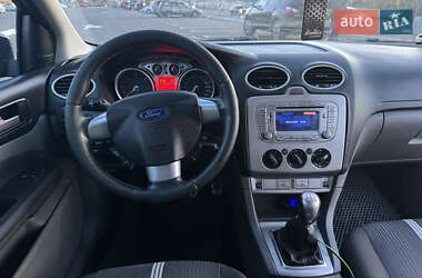 Универсал Ford Focus 2010 в 