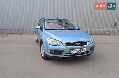 Седан Ford Focus 2005 в 
