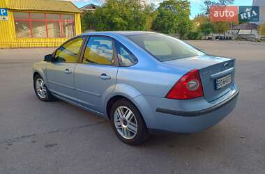 Седан Ford Focus 2005 в 