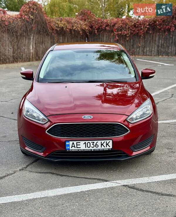 Хэтчбек Ford Focus 2016 в Днепре