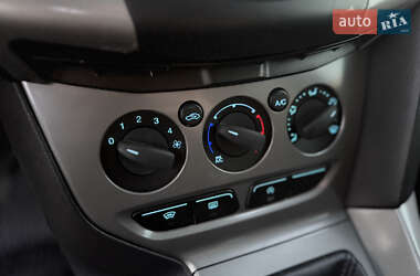 Универсал Ford Focus 2012 в 