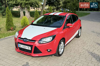 Хетчбек Ford Focus 2011 в 
