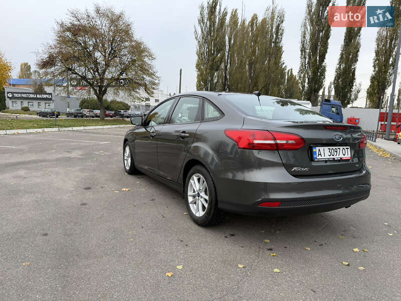 Седан Ford Focus 2017 в Киеве