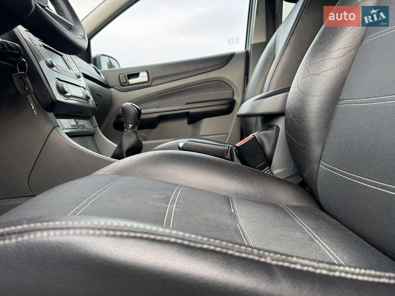 Хетчбек Ford Focus 2008 в Стрию фото 46 Хетчбек Ford Focus 2008 в Стрию