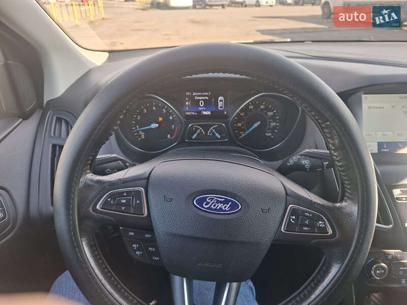 Хэтчбек Ford Focus 2015 в Одессе