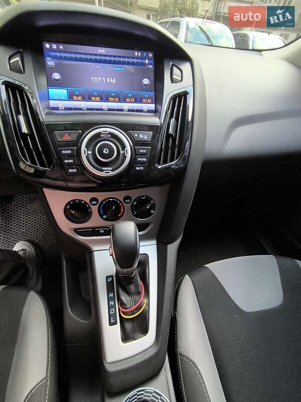 Седан Ford Focus 2014 в Николаеве фото 7 Седан Ford Focus 2014 в Николаеве
