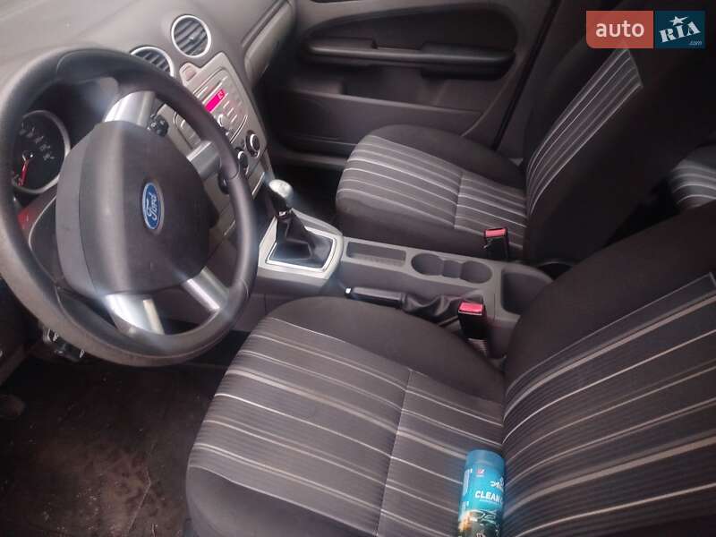 Хэтчбек Ford Focus 2009 в Ровно фото 11 Хэтчбек Ford Focus 2009 в Ровно