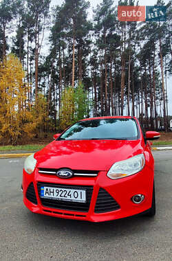 Хетчбек Ford Focus 2014 в  фото 3 Хетчбек Ford Focus 2014 в