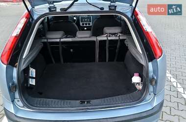 Хэтчбек Ford Focus 2006 в  фото 6 Хэтчбек Ford Focus 2006 в