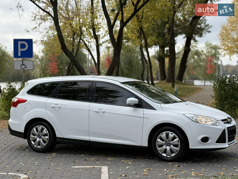 Универсал Ford Focus 2013 в Киеве фото 9 Универсал Ford Focus 2013 в Киеве