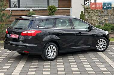 Універсал Ford Focus 2013 в  фото 24 Універсал Ford Focus 2013 в