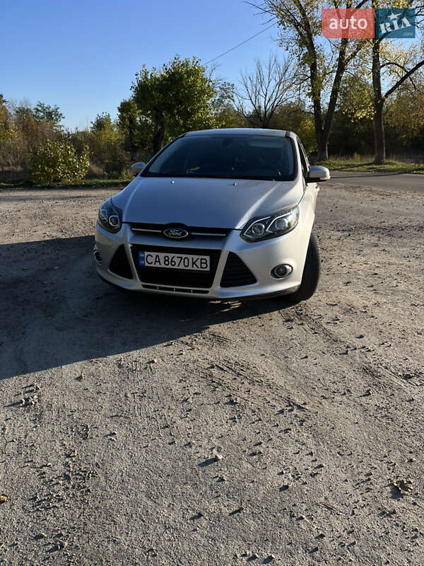 Седан Ford Focus 2011 в Олександрії