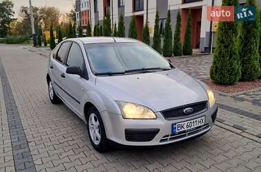 Хэтчбек Ford Focus 2005 в Луцке