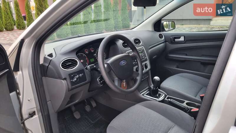 Хетчбек Ford Focus 2005 в Луцьку фото 26 Хетчбек Ford Focus 2005 в Луцьку