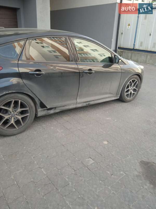 Хетчбек Ford Focus 2015 в Львові фото 2 Хетчбек Ford Focus 2015 в Львові