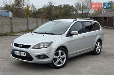 Универсал Ford Focus 2009 в Сарнах