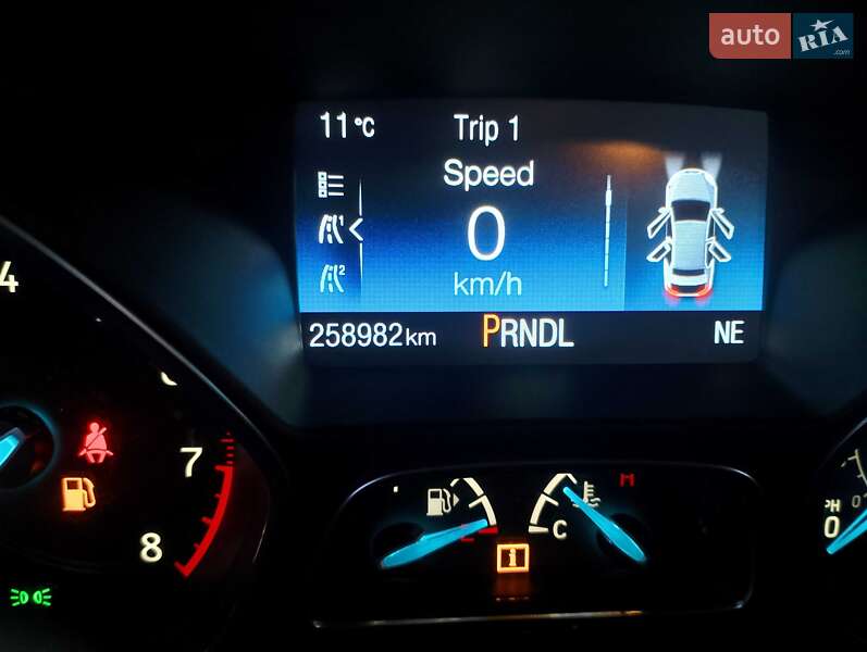 Седан Ford Focus 2015 в Днепре фото 5 Седан Ford Focus 2015 в Днепре