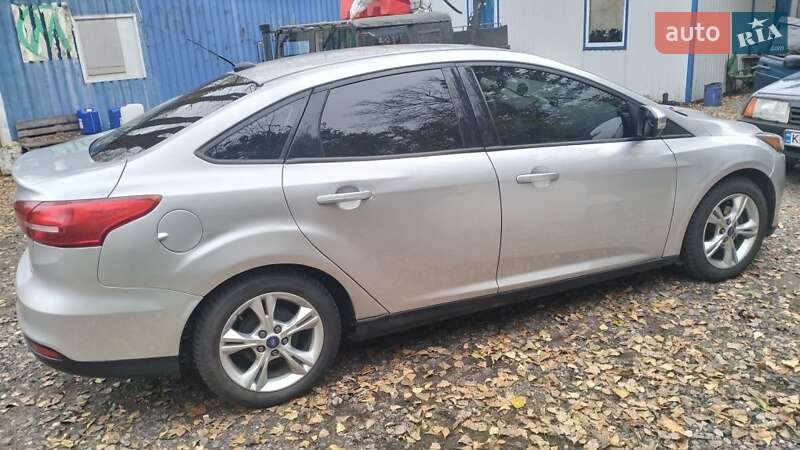 Седан Ford Focus 2016 в Киеве