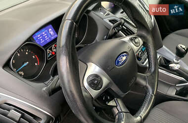 Універсал Ford Focus 2012 в  фото 49 Універсал Ford Focus 2012 в