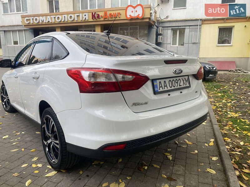 Седан Ford Focus 2011 в Каменец-Подольском фото 7 Седан Ford Focus 2011 в Каменец-Подольском