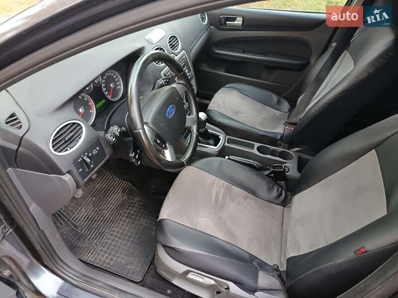 Універсал Ford Focus 2005 в Рівному фото 9 Універсал Ford Focus 2005 в Рівному
