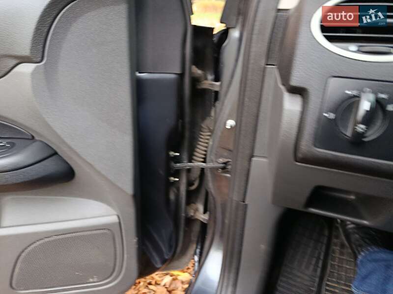 Універсал Ford Focus 2005 в Рівному фото 20 Універсал Ford Focus 2005 в Рівному