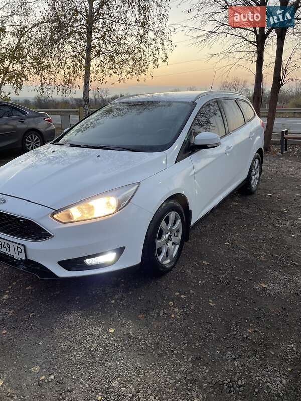 Універсал Ford Focus 2015 в Харкові фото 3 Універсал Ford Focus 2015 в Харкові