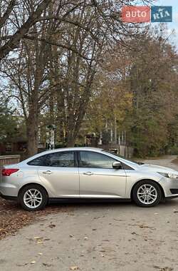 Седан Ford Focus 2018 в  фото 9 Седан Ford Focus 2018 в