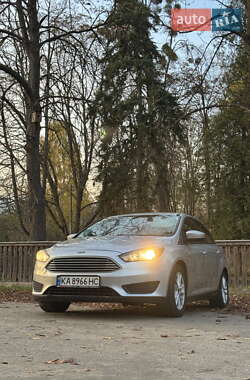 Седан Ford Focus 2018 в  фото 3 Седан Ford Focus 2018 в