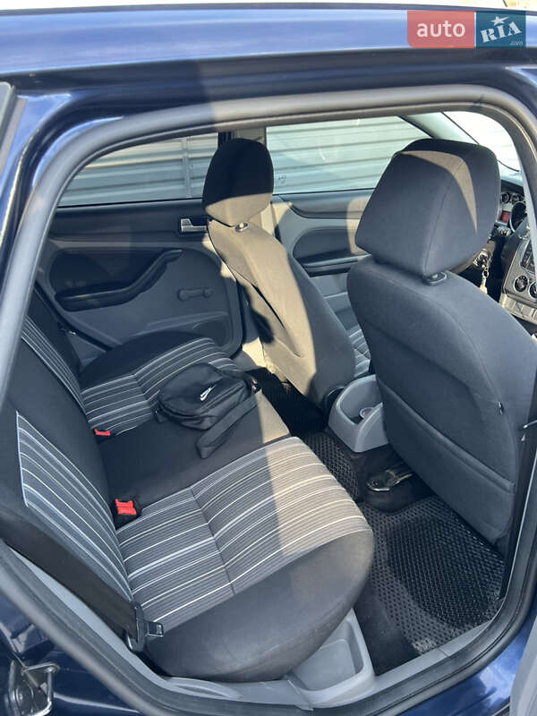 Універсал Ford Focus 2010 в Бориславі