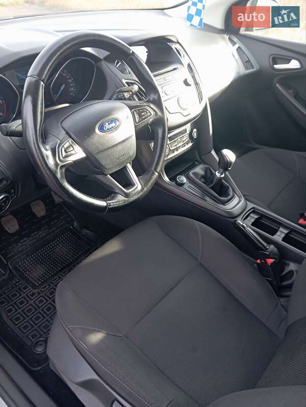Універсал Ford Focus 2015 в Луцьку фото 14 Універсал Ford Focus 2015 в Луцьку