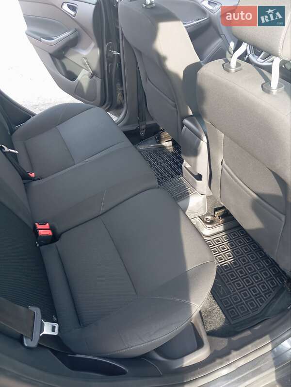 Універсал Ford Focus 2015 в Луцьку фото 21 Універсал Ford Focus 2015 в Луцьку