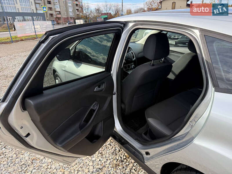 Хэтчбек Ford Focus 2012 в Коломые фото 21 Хэтчбек Ford Focus 2012 в Коломые