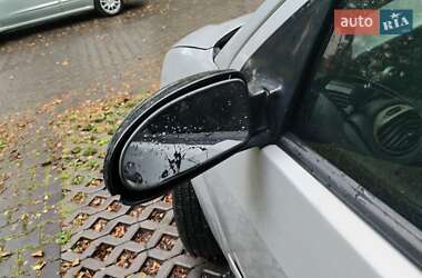 Седан Ford Focus 2002 в Ивано-Франковске Седан Ford Focus 2002 в Ивано-Франковске