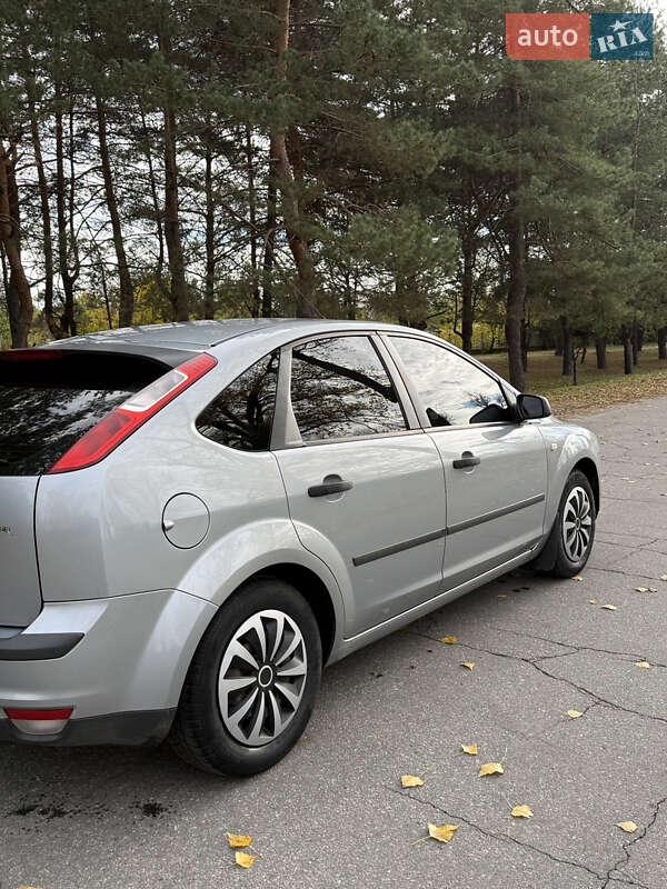 Хетчбек Ford Focus 2005 в Кременчуці фото 11 Хетчбек Ford Focus 2005 в Кременчуці
