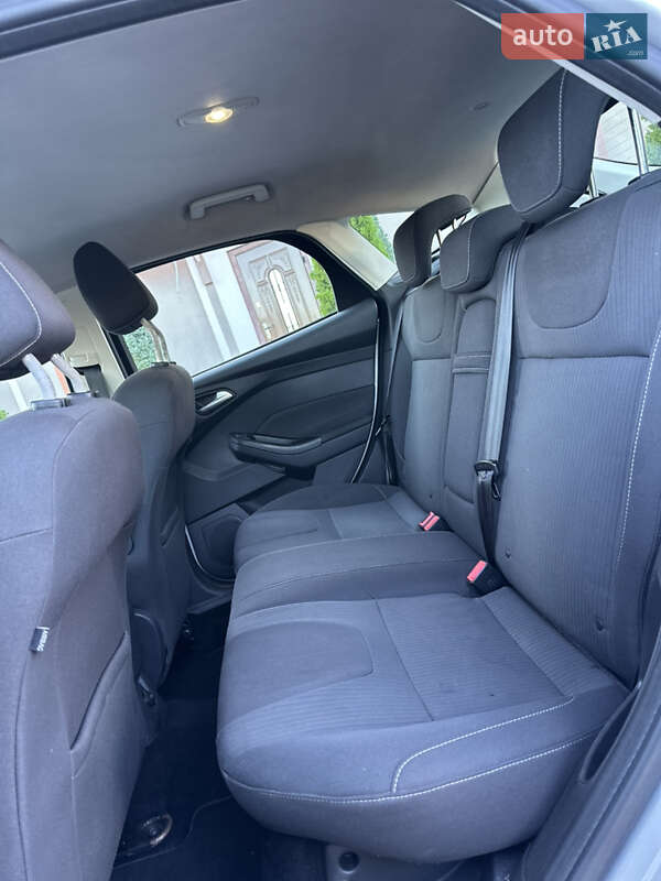 Хетчбек Ford Focus 2011 в Стрию фото 51 Хетчбек Ford Focus 2011 в Стрию