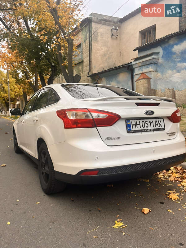 Седан Ford Focus 2013 в Білгороді-Дністровському фото 9 Седан Ford Focus 2013 в Білгороді-Дністровському