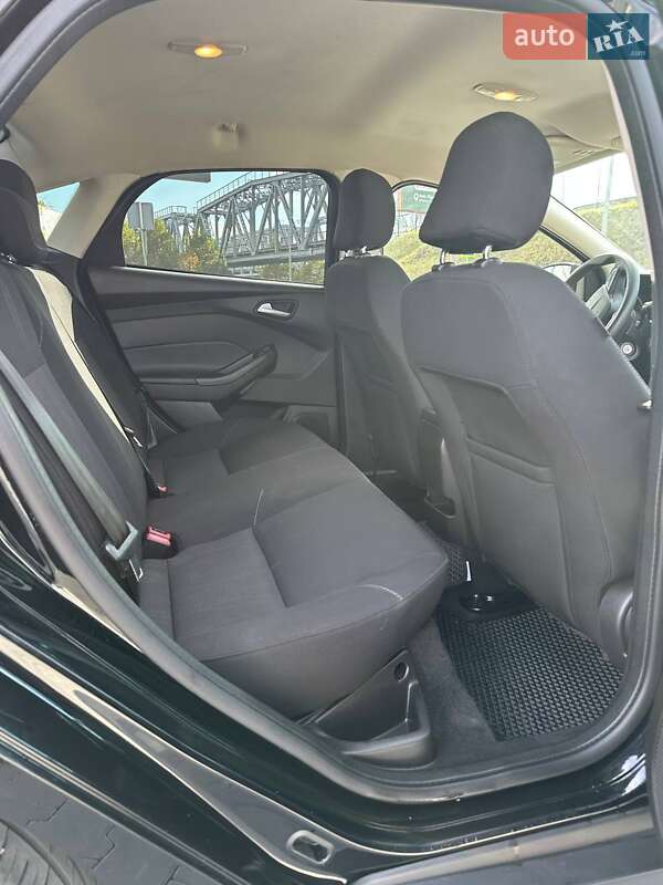 Седан Ford Focus 2016 в Ірпені