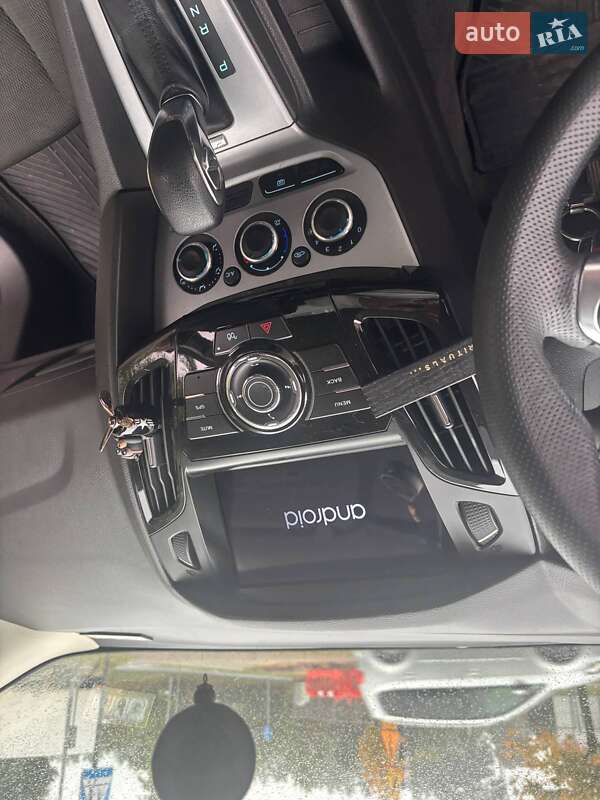 Седан Ford Focus 2011 в Киеве