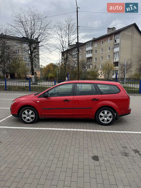 Універсал Ford Focus 2006 в Долині
