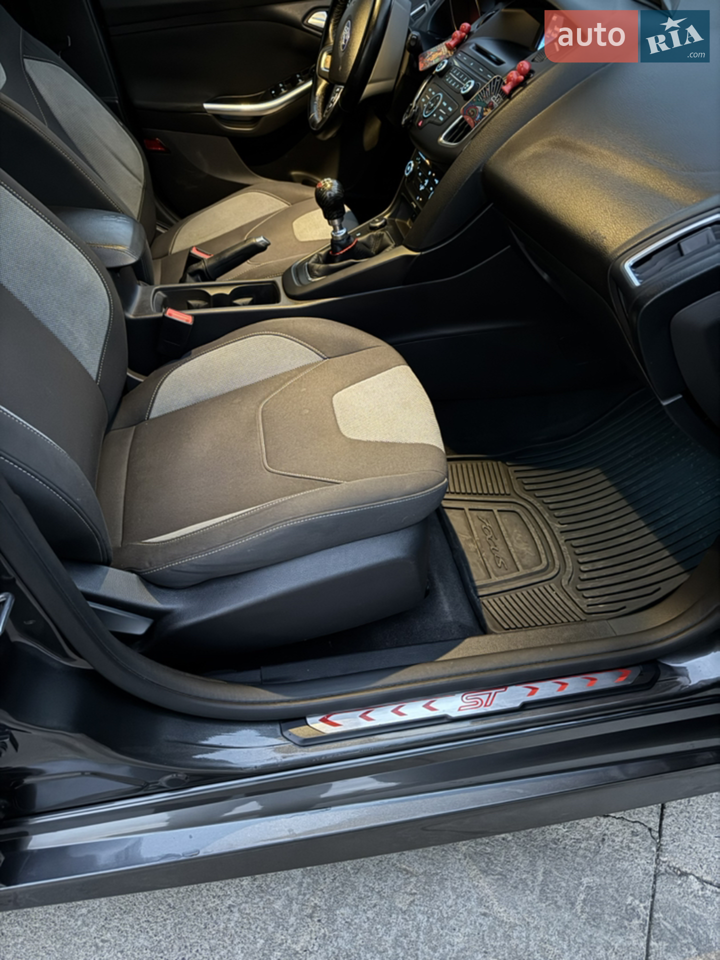 2015 Ford Focus - мініатюра 17