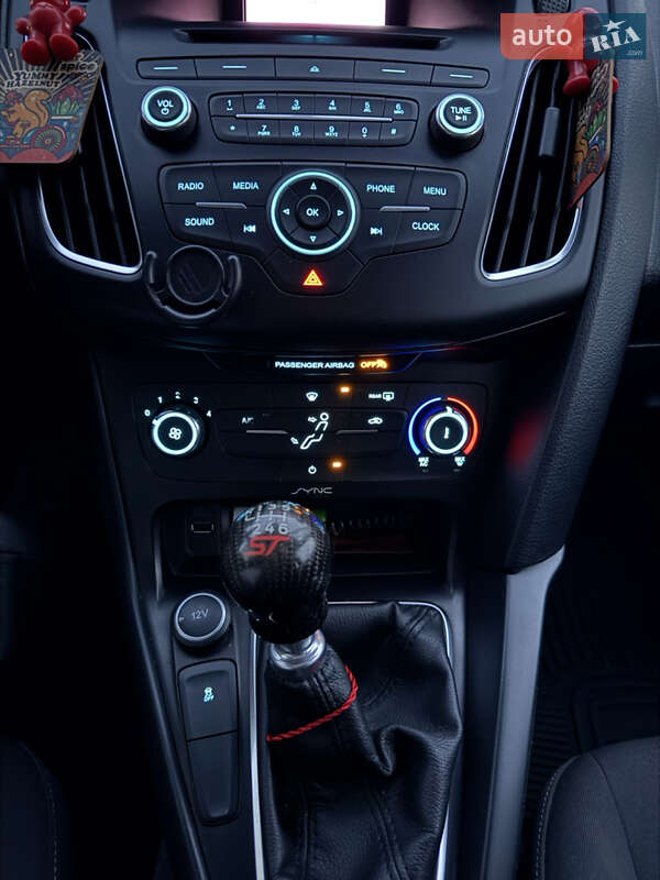 Хетчбек Ford Focus 2015 в Одесі фото 30 Хетчбек Ford Focus 2015 в Одесі