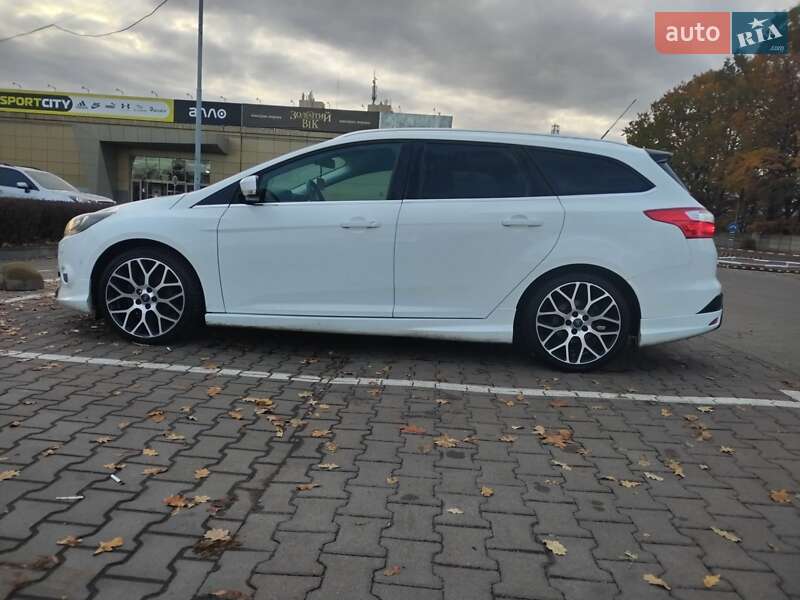 Універсал Ford Focus 2012 в Житомирі
