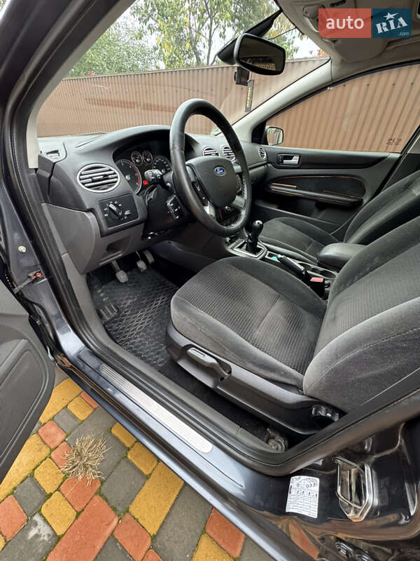 Универсал Ford Focus 2007 в Нерубайском фото 18 Универсал Ford Focus 2007 в Нерубайском