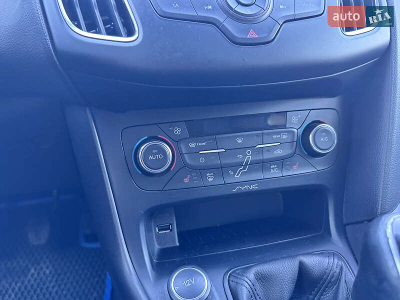 Хэтчбек Ford Focus 2015 в Черкассах фото 17 Хэтчбек Ford Focus 2015 в Черкассах