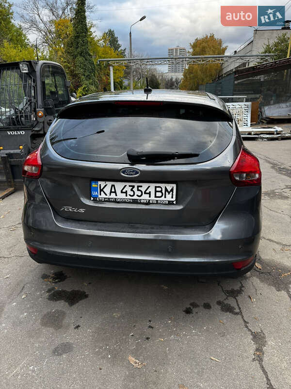 Хэтчбек Ford Focus 2016 в Киеве фото 4 Хэтчбек Ford Focus 2016 в Киеве