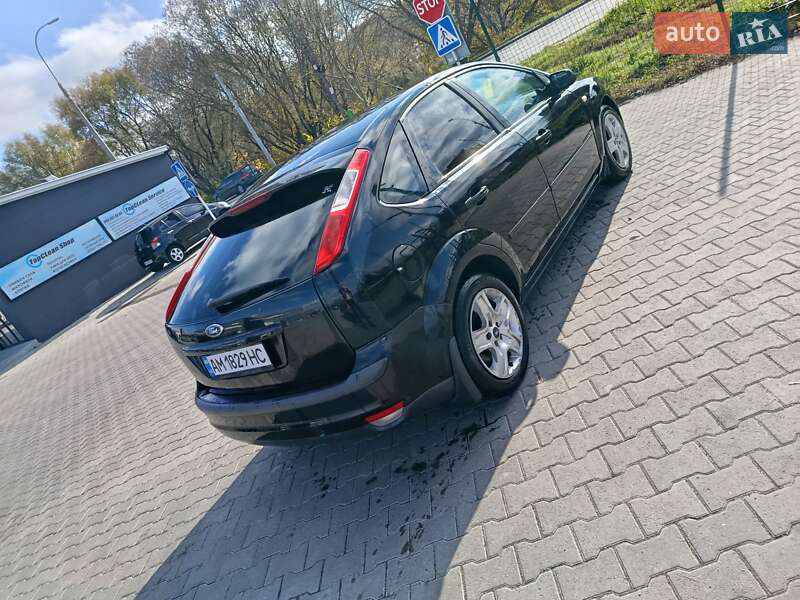Хетчбек Ford Focus 2007 в Звягелі фото 31 Хетчбек Ford Focus 2007 в Звягелі